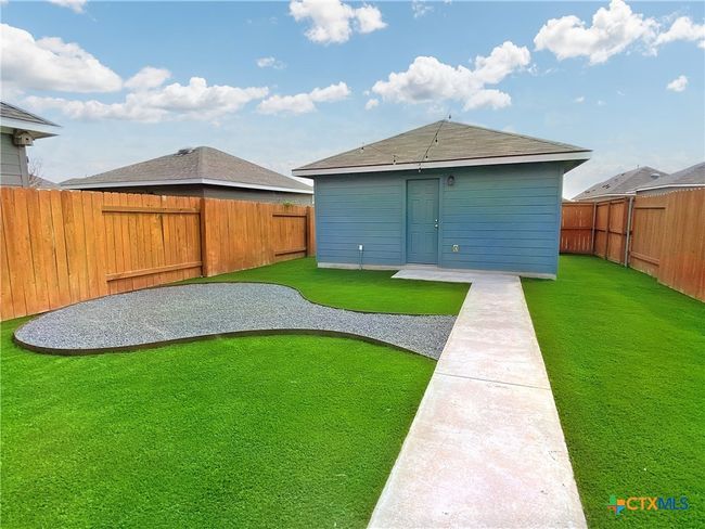 121 Duck Creek Trl, House other with 2 bedrooms, 2 bathrooms and null parking in San Marcos TX | Image 24