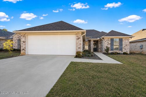 814 Stones Throw Dr, Brandon, MS, 39042-6506 | Card Image