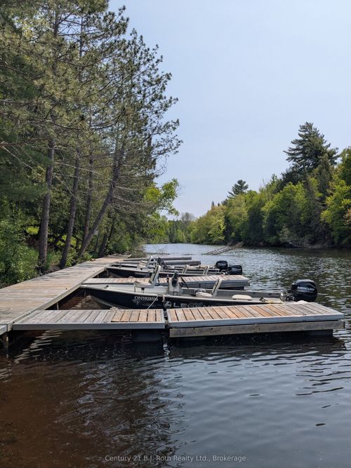 836 Lake Nipissing Rd, Nipissing, ON, P0H1W0 | Card Image