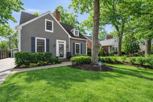 661 Greenview Pl, Lake Forest, IL, 60045-3220 | Card Image