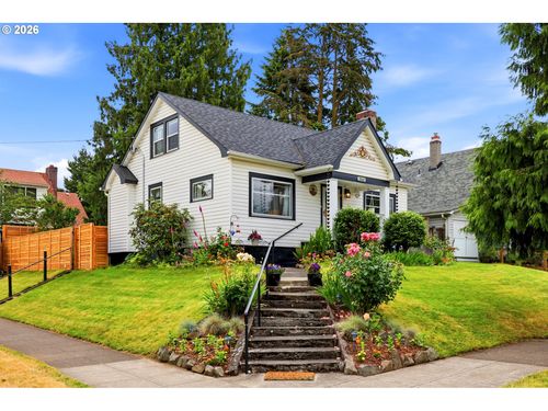 3242 Ne 43rd Ave, Portland, OR, 97213 | Card Image