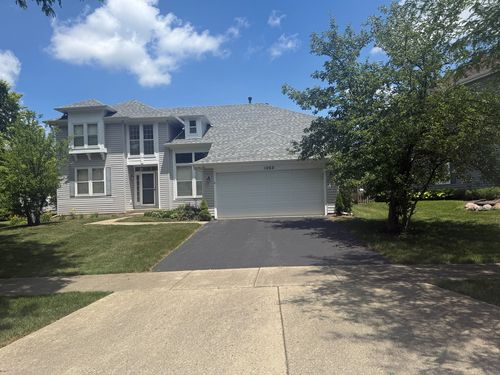 1062 Dearborn Ln, Vernon Hills, IL, 60061-3215 | Card Image