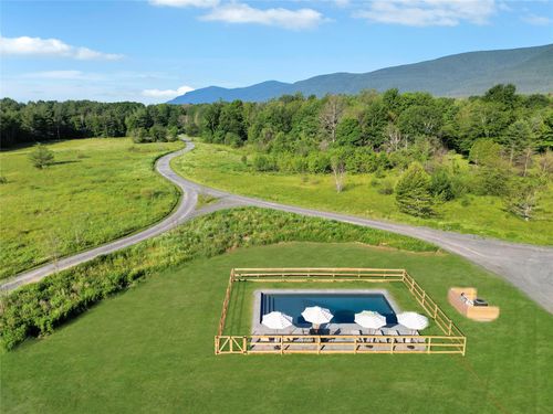 28 Route 32a, Saugerties, NY, 12477-3709 | Card Image