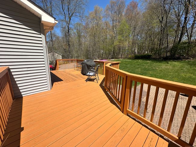 27 Fieldstone Ter, House other with 3 bedrooms, 2 bathrooms and null parking in Naugatuck CT | Image 28