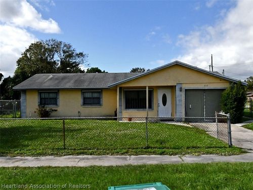 117 Bedford Drive, Fort Pierce, FL, 34946 | Card Image