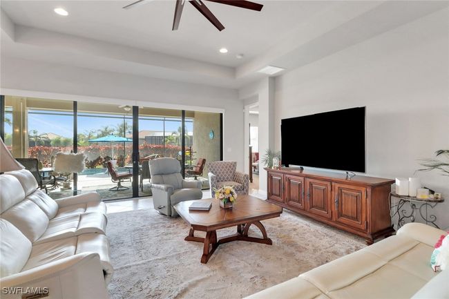 11692 Stonecreek Cir, House other with 3 bedrooms, 3 bathrooms and null parking in FORT MYERS FL | Image 11