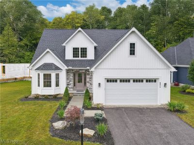 8074 Canyon Ridge, House other with 3 bedrooms, 2 bathrooms and null parking in Chagrin Falls OH | Image 1