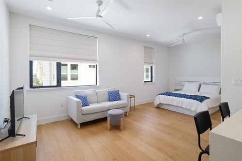 b-3010 Sorin St, Austin, TX, 78723-5556 | Card Image