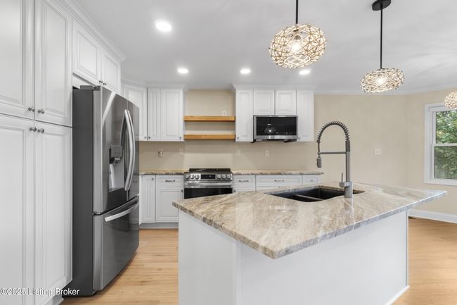 3205 Lake Pointe Ct, House other with 3 bedrooms, 4 bathrooms and null parking in Crestwood KY | Image 33