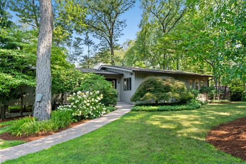4 Ranger Ln, West Hartford, CT, 06117-3038 | Card Image