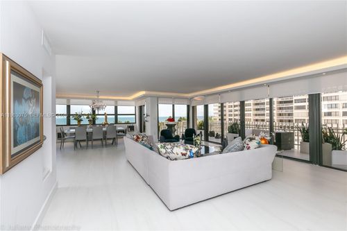 c502-3 Grove Isle Dr, Miami, FL, 33133-4115 | Card Image