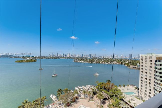 1602 - 9 Island Ave, Condo with 2 bedrooms, 2 bathrooms and null parking in Miami Beach FL | Image 21