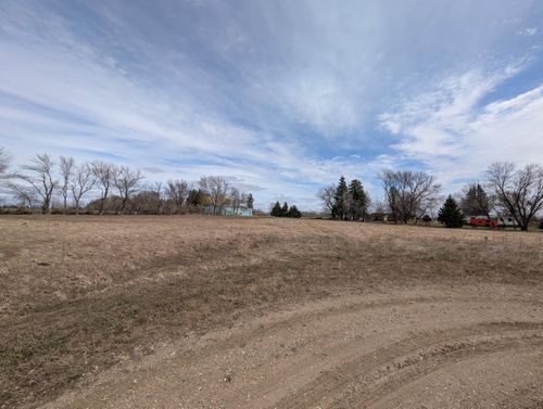 0215 Shanas Ct Sw, Montevideo, MN, 56265 | Card Image