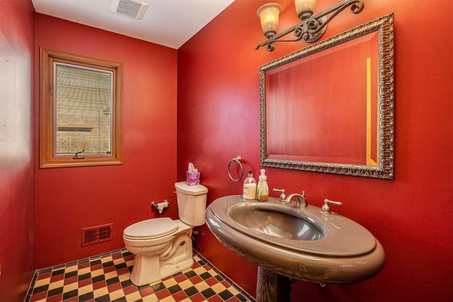 1st floor powder room | Image 12