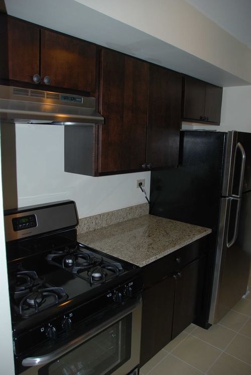 apt-13-2216 Country Club Dr, Woodridge, IL, 60517-3058 | Card Image