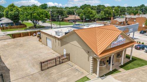 1421 N Loop 12, Irving, TX, 75061-5618 | Card Image