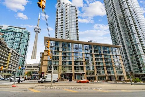 303-9 Spadina Ave, Toronto, ON, M5V3V5 | Card Image