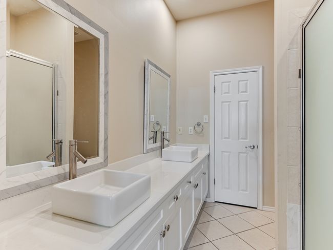 Double vanities in the master bath. | Image 8
