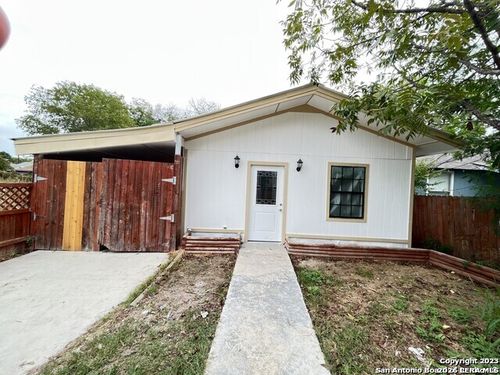 231 E Lubbock, San Antonio, TX, 78204-2926 | Card Image