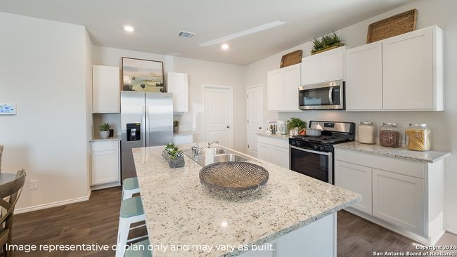 11521 Thackery Haze, House other with 4 bedrooms, 3 bathrooms and null parking in San Antonio TX | Image 5