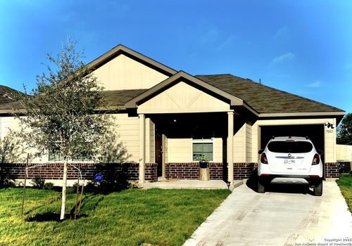 7003 Emerald Vly, San Antonio, TX, 78242-1819 | Card Image