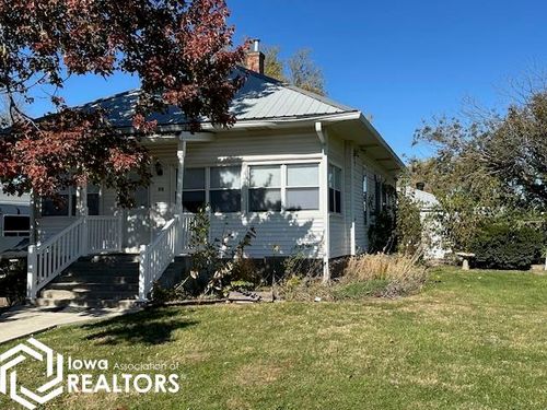 312 E South St, Blakesburg, IA, 52536-8125 | Card Image