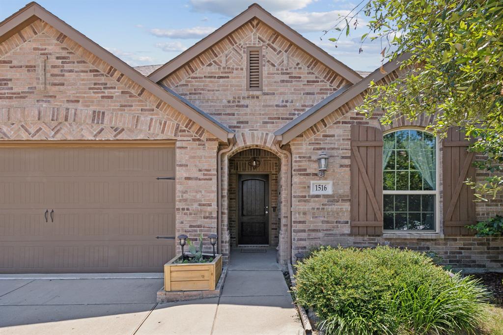 Calcot Ln, Forney, TX 75126