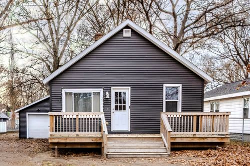 2907 Worden St, Norton Shores, MI, 49444-2459 | Card Image