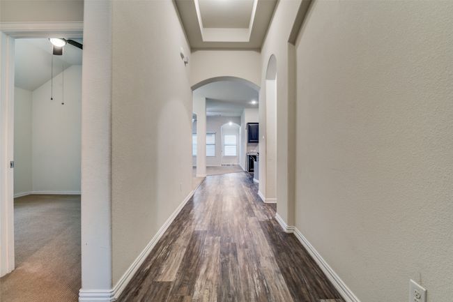 Hallway with arched walkways | Image 4