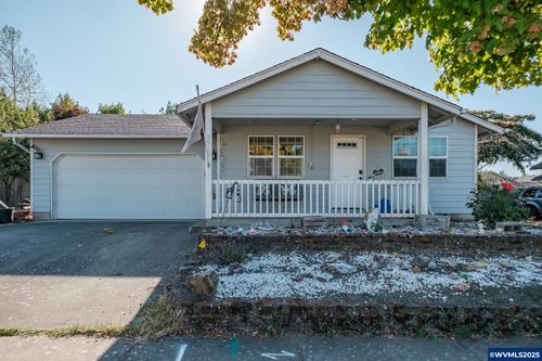 2912 S 12th St, Lebanon, OR, 97355-1074 | Card Image