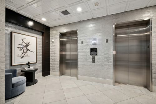 apt-2812-2600 W 7th St, Fort Worth, TX, 76107-9314 | Card Image