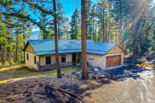 384 Smoke Ridge Rd, Kila, MT, 59920-9707 | Card Image