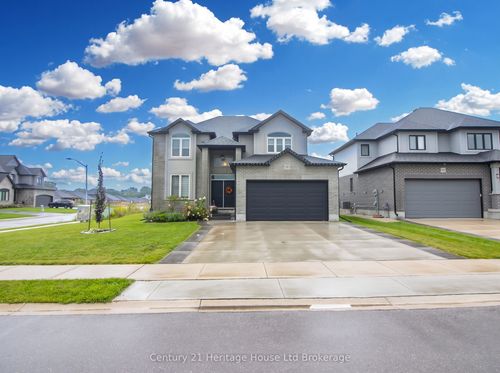 97 Beech Blvd, Tillsonburg, ON, N4G5S1 | Card Image