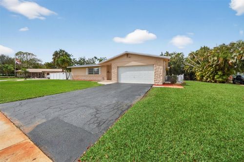 1101 Sw 68th Ave, Plantation, FL, 33317-4214 | Card Image