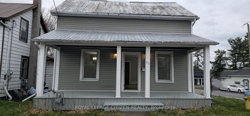 92 Mill St W, Napanee, ON, K7R1X9 | Card Image