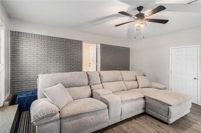 200 Robin Hood Ln, House other with 3 bedrooms, 2 bathrooms and 3 parking in Hampton GA | Image 10