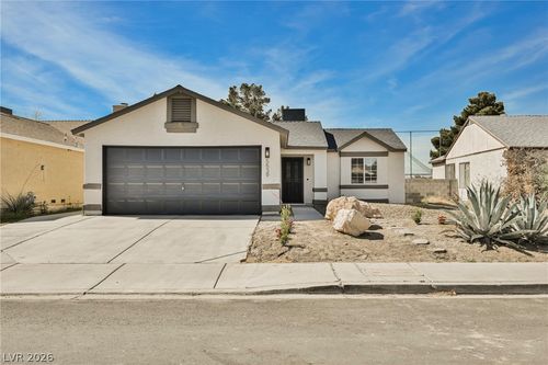 5539 Ballinger Dr, Las Vegas, NV, 89142-2649 | Card Image