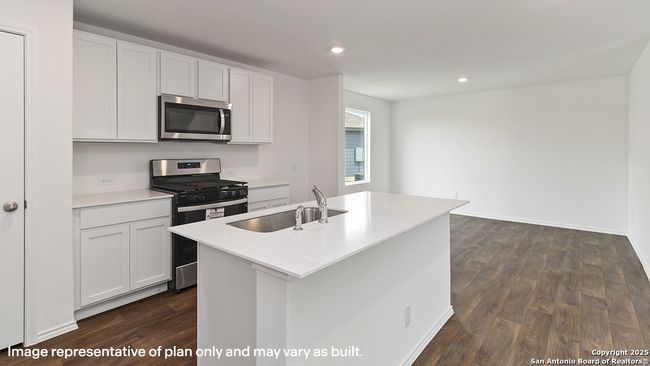 4202 Paprika Grv, House other with 5 bedrooms, 3 bathrooms and null parking in Von Ormy TX | Image 14