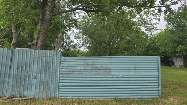 View of gate | Image 37