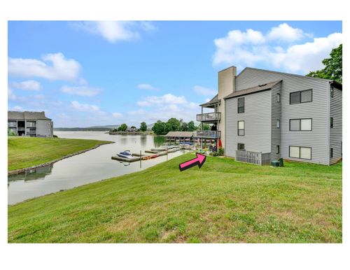 unit-201-100 Dockside Cir, Moneta, VA, 24121-3632 | Card Image