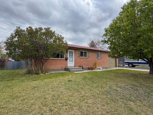 1005 Mcdougall Dr, Lander, WY, 82520-3513 | Card Image