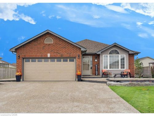 29 Mapleview Dr, Hagersville, ON, N0A1H0 | Card Image