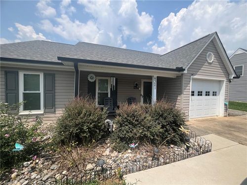 4321 Oak Glen Drive, Winston-Salem, NC, 27107 | Card Image