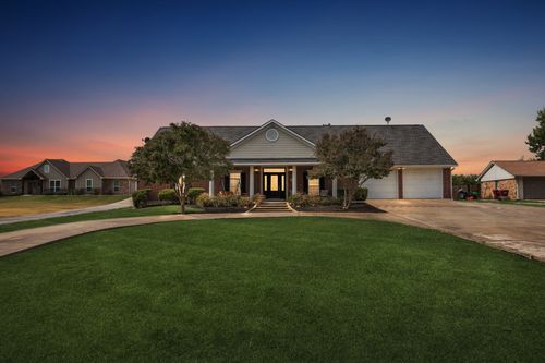 107 N Westlake Dr, Leonard, TX, 75452-2005 | Card Image