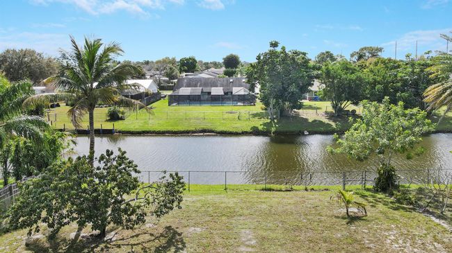 222 Las Palmas St, House other with 4 bedrooms, 3 bathrooms and null parking in Royal Palm Beach FL | Image 15