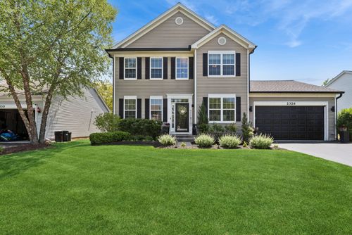 2326 Trailside Ln, Wauconda, IL, 60084-5015 | Card Image