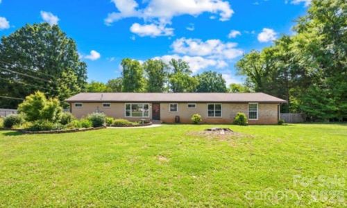 181 Sigmon Rd, Statesville, NC, 28677-8587 | Card Image