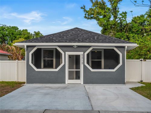 8010 N Brooks St, TAMPA, FL, 33604-3340 | Card Image