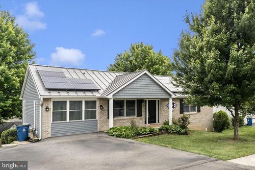 31 Amanda Dr, SMITHSBURG, MD, 21783-1573 | Card Image