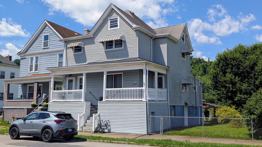 401 S Huron St, For Sale in Wheeling - eXp Realty